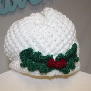 NEW 💚 Bright White Hat Sparkly Holly Berries NEW Hand Crafted